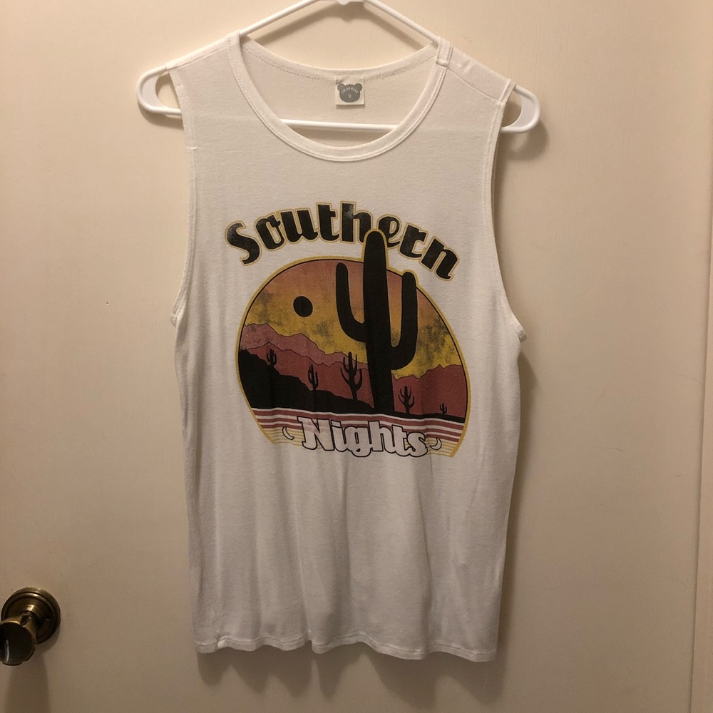 😍🌵Southern Nights Muscle Tank🌵😍